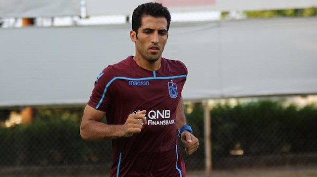 31 yaşındaki Vahid Amiri, bordo-mavili formayla çıktığı 26 resmi maçta 3 gol attı.