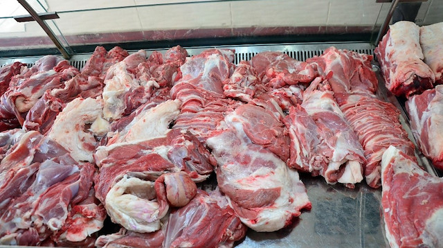 Kırmızı et fiyatlarına yüzde 13 indirim yapıldı. 