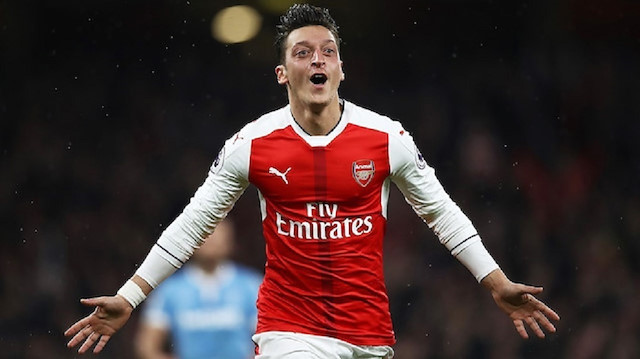 Mesut Özil