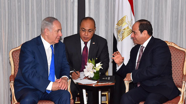 Netanyahu Sisi'ye övgü yağdırdı