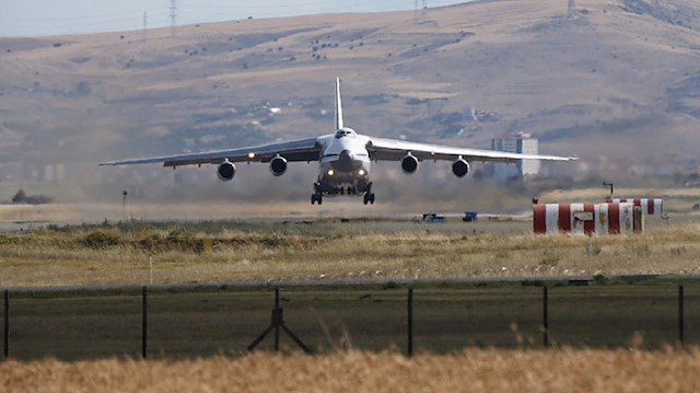 هبوط رابع طائرة عسكرية بمطار عسكري في أنقرة لتسليم إس-400