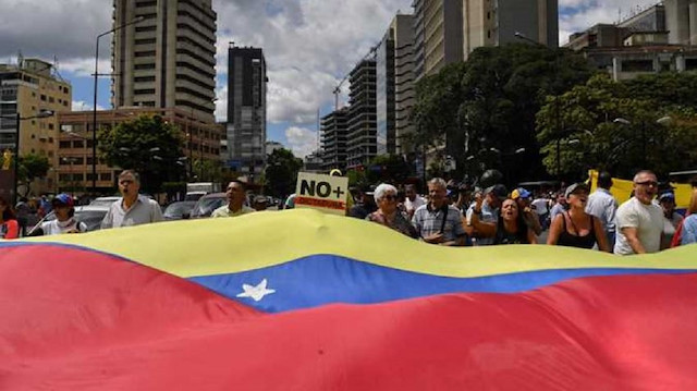 السفير الفنزويلي بالأمم المتحدة يتهم واشنطن بـ "الجنون"