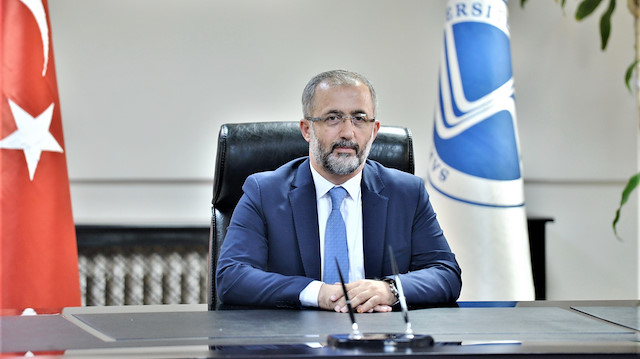 ​Sakarya Üniversitesi Rektörü Prof. Dr. Fatih Savaşan.