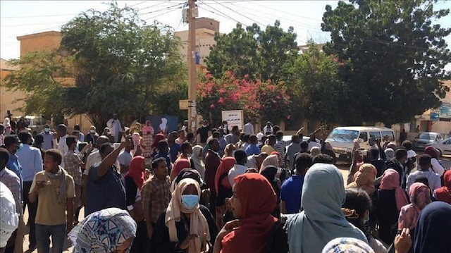 طلاب الصومال في السودان.. مستقبل ينتظر انفراج الأزمة