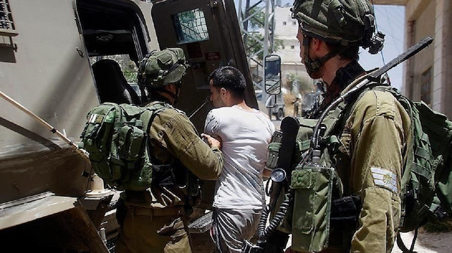 إسرائيل تعتقل 9 فلسطينيين في الضفة الغربية
