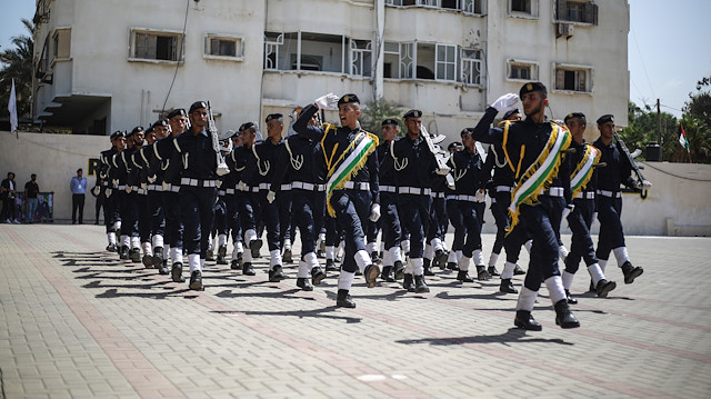 "الداخلية" في غزة تحتفل بتخريج دفعة ضباط جديدة