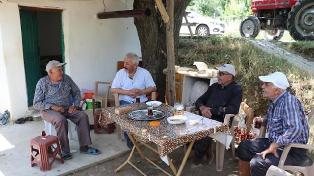 Babadağ ilçesinde yaşayanlar. 