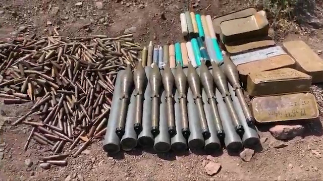 Pençe-2 Harekatı kapsamında toprağa gömülü mühimmat ele geçirildi