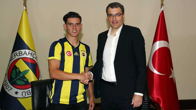 Ferdi Kadıoğlu, geride bıraktığımız sezon başında 1,4 milyon euro bonservis bedeliyle Fenerbahçe'ye transfer olmuştu.