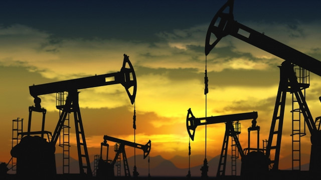 Brent petrolün varil fiyatı 63,53 dolardan işlem görüyor.