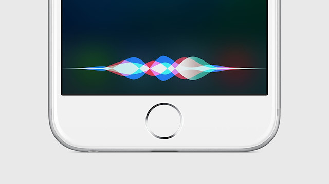 Apple çalışanları Siri üzerinden 'kaydedilen seslere' kulak misafiri oluyor!