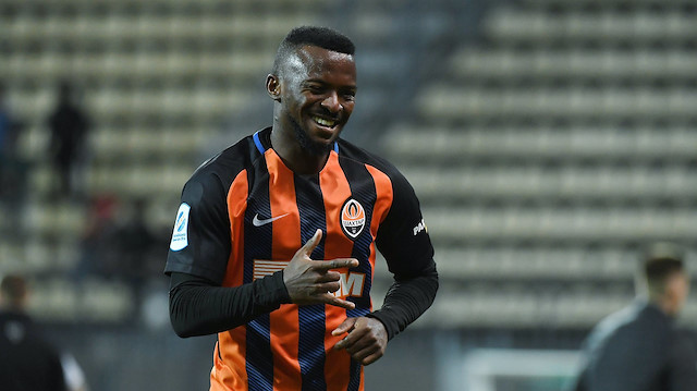 Kayode, Shakhtar Donetsk formasıyla toplamda çıktığı 24 maçta 4 gol atarken 2 de asist yaptı.