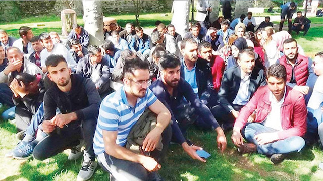 HDP’li belediyelerden çıkarılan işçiler işlerine dönebilmek için mücadele veriyor.