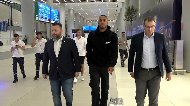 Fenerbahçe’nin yeni transferi İstanbul’a geldi