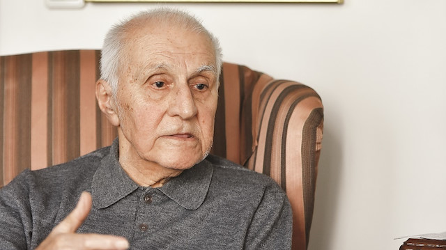 Prof. Dr. Özcan Köknel,