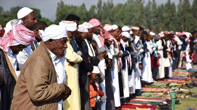 إثيوبيا.. مليون مسلم يؤدون صلاة عيد الأضحى بأديس أبابا‎