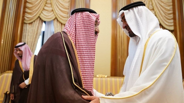 BAE Veliaht Prensi Muhammed bin Zayed ile Suudi Arabistan Kralı Selman bin Abdülaziz.