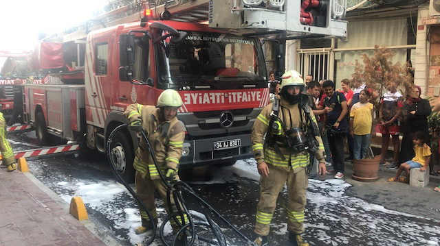 Oteldeki yangına itfaiye ekipleri müdahale etti.