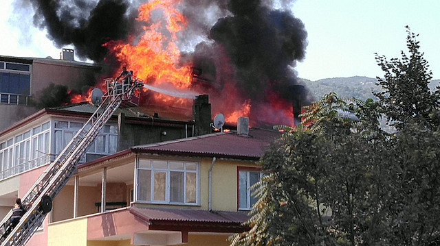 Yangına itfaiye ekipleri müdahale etti. Fotoğraf: Arşiv.