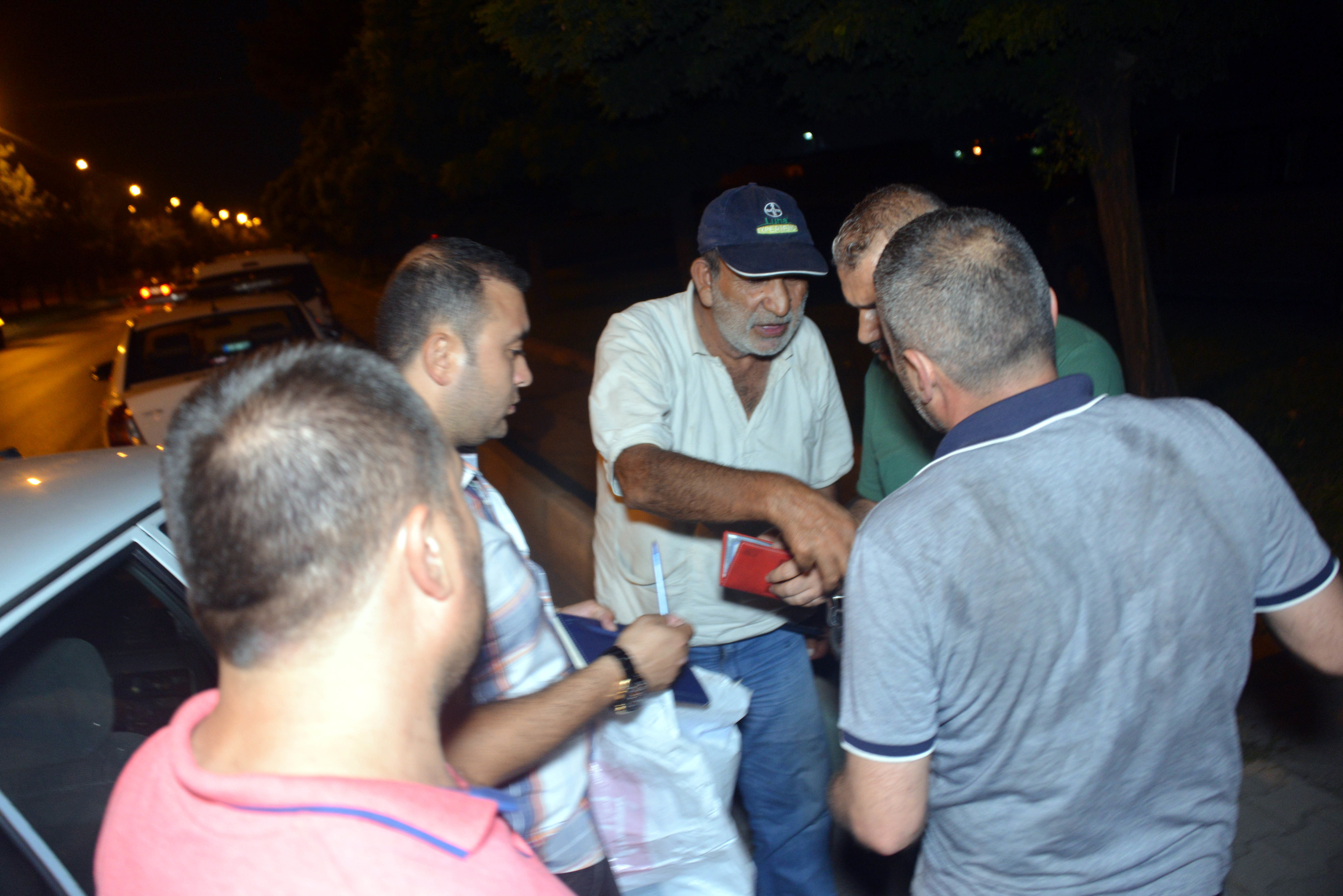 Şüphelilerin aynı yöntemle Hatay, Diyarbakır ve Kayseri’de 3 olaya karıştıkları belirlendi.n