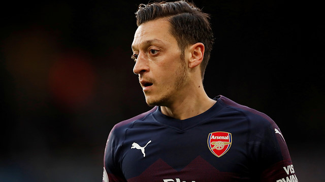 FILE PHOTO: Soccer Football - Wolverhampton Wanderers v Arsenal - Molineux Stadium, Wolverhampton, Britain - April 24, 2019 Arsenal's Mesut Ozil Action Images via Reuters/Andrew Boyers EDITORIAL USE ONLY. No use with unauthorized audio, video, data, fixture lists, club/league logos or "live" services. Online in-match use limited to 75 images, no video emulation. No use in betting, games or single club/league/player publications. Please contact your account representative for further details./File Photo

