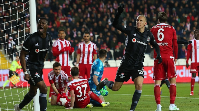 2018-2019 sezonunun 29. haftasında, Beşiktaş deplasmanda Sivasspor'u 2-1 mağlup etmişti.