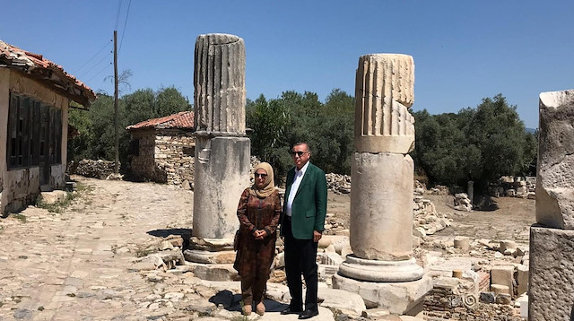 Cumhurbaşkanı Erdoğan ve eşi Emine Erdoğan Muğla'da Stratonikeiaı Antik Kenti’ni gezdi.