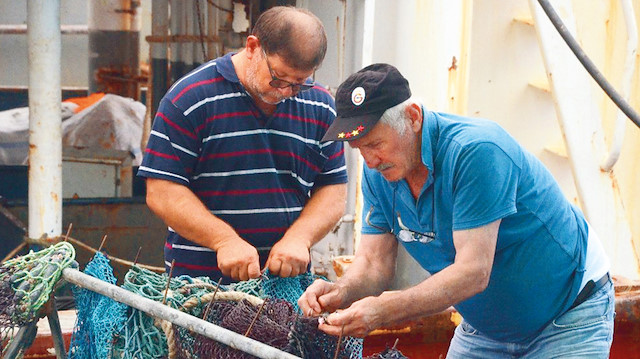 Balıkçılar, yaklaşık 5 aydır ayrı kaldıkları kara sulara dönmenin de heyecanını yaşıyor.