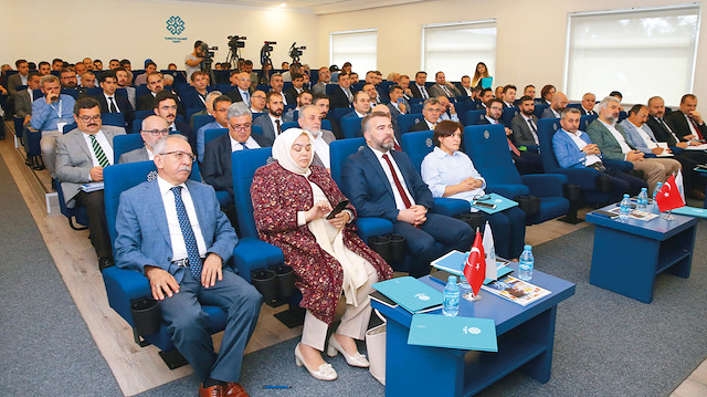 Dört gün sürecek toplantıda yeni döneme ilişkin atılım ve stratejiler, Türkçe öğretimi çalışmaları ve ülke-okul değerlendirmeleri masaya yatırılacak.