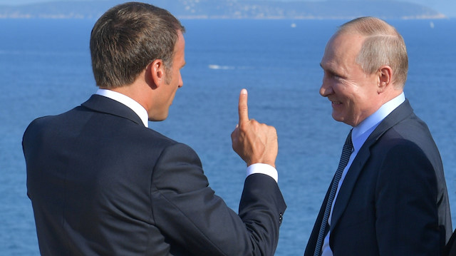 Rusya Devlet Başkanı Vladimir Putin ile Fransa Cumhurbaşkanı Emmanuel Macron.