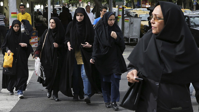 İran kadınları.
