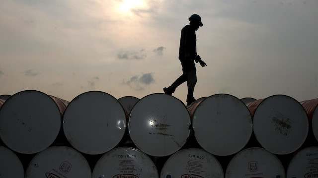 Ham petrol stokları bir önceki hafta 1,6 milyon varil artış kaydetmişti.