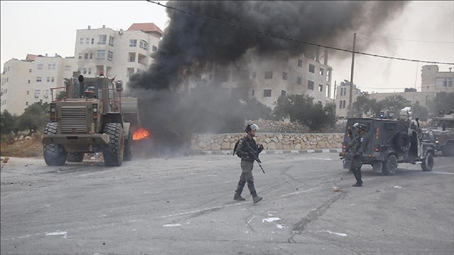الجيش الإسرائيلي يغلق مدخل رام الله الغربي