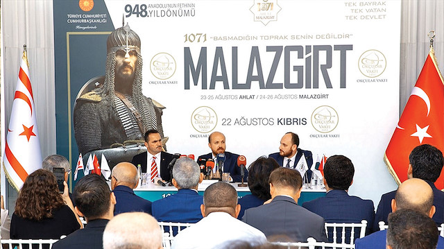Bilal Erdoğan (Ortada)
