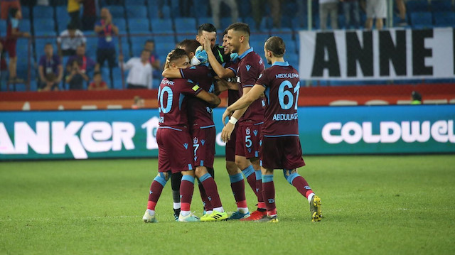 Trabzonspor sahasında Yeni Malatyaspor'u 2-1 mağlup etti.