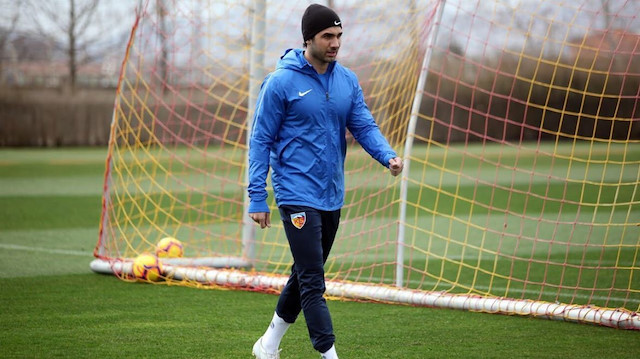 Sakıb Aytaç, geçen sezon Kayserispor'da çıktığı 3 maçta 1 asist yaptı.