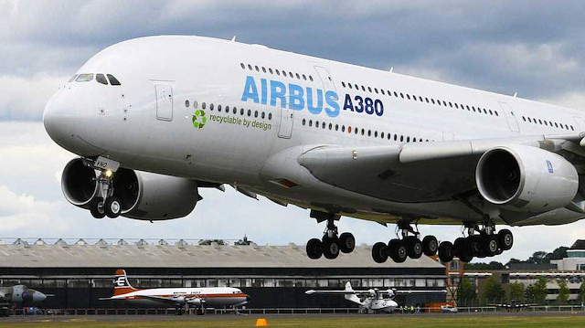 Airbus A380 model uçakların liste fiyatı 360 milyon dolar civarında.