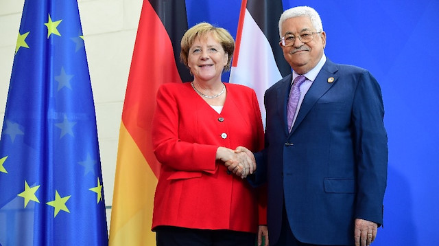 Almanya Başbakanı Angela Merkel - Filistin Devlet Başkanı Mahmud Abbas 