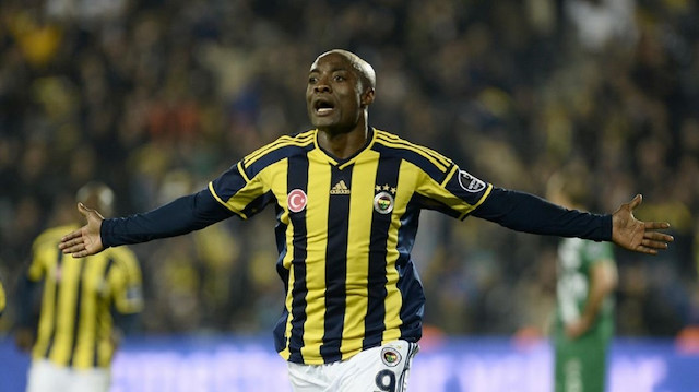 Webo, Fenerbahçe formasıyla çıktığı 89 maçta 33 gol kaydetti.