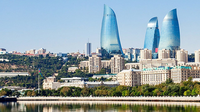 Azerbaycan ile vize muafiyeti uygulaması başladı