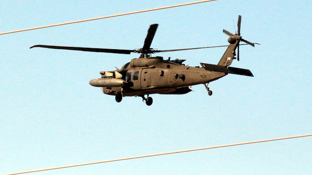 Akçakale'ye ABD'ye ait 2 helikopter iniş yaptı.