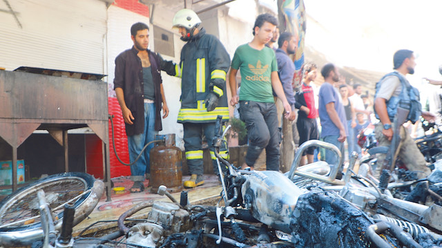 Saldırıda 1 sivil öldü, 11 sicil yaralandı.