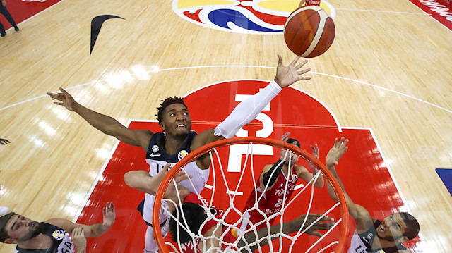 Basketball - FIBA World Cup - First Round - Group E - United States v Turkey - Shanghai Oriental Sports Center, Shanghai, China - September 3, 2019 Donovan Mitchell of the U.S. in action Lintao Zhang/Pool via REUTERS

