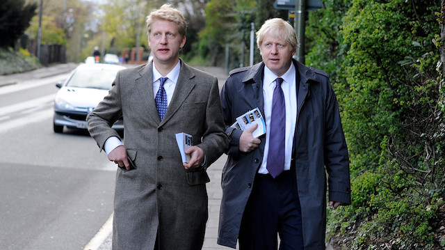 İngiltere Başbakanı Boris Johnson ve kardeşi Jo Johnson.