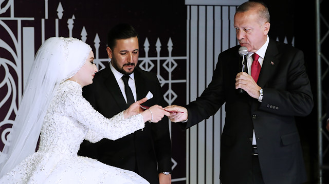 Cumhurbaşkanı Recep Tayyip Erdoğan ve AK Parti Malatya Milletvekili Bülent Tüfenkci'nin oğlu Melih ile Seray Kayan