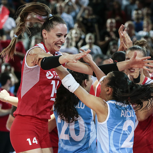 Volleyball: Turkish women advance to European Final