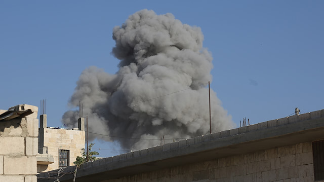 Airstrikes continue to hit Syria's Idlib

