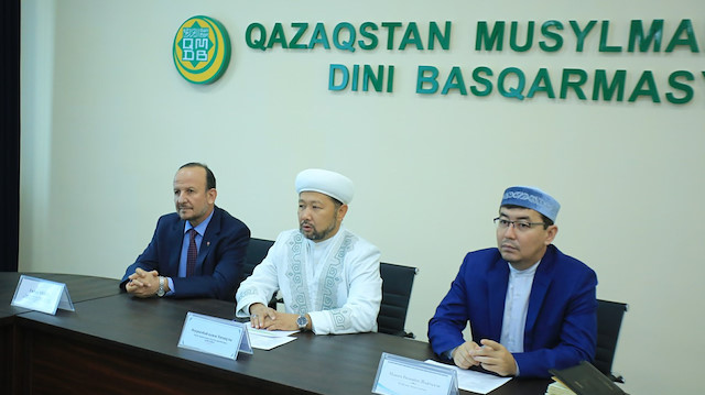 18 Kazak din görevlisi Türkiye'de eğitim hakkı kazandı. 