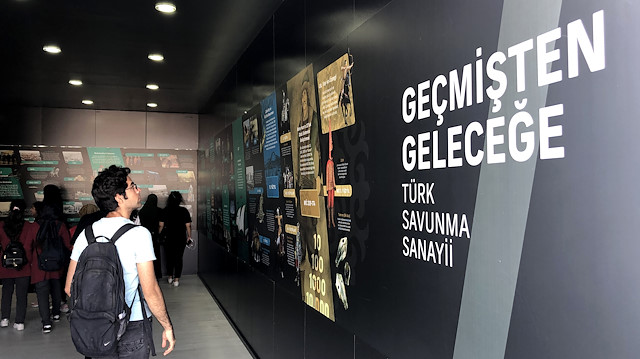 TEKNOFEST'te 'Geçmişten Geleceğe Türk Savunma Sanayii' sergisi ziyarete açıldı