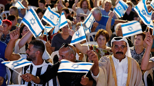 İsrail'de kritik seçim için seçmenler sandık başında.